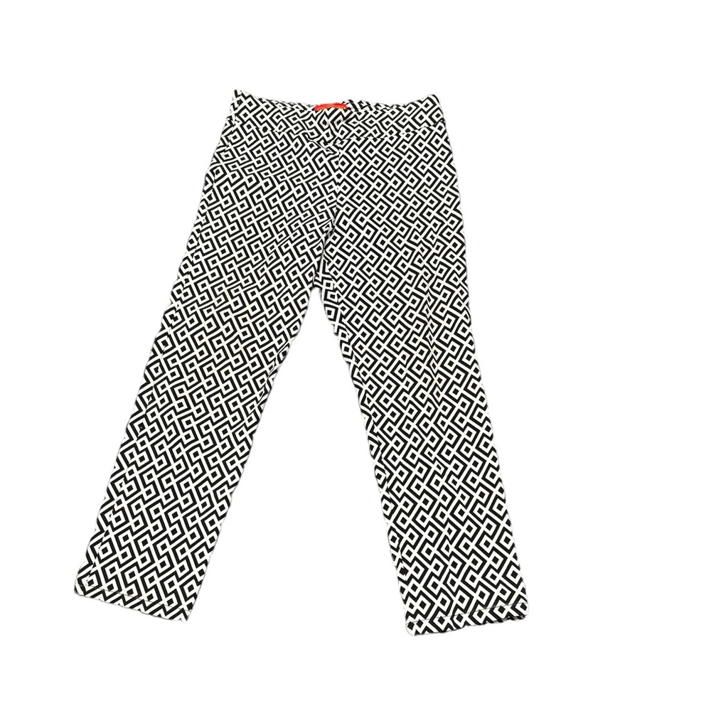 Krazy Larry straight leg pants in black/white diamond pattern. Size 10. EUC